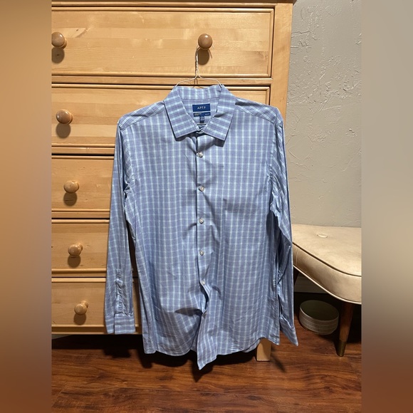 Misc. Men’s Dress Shirts - Picture 4 of 16